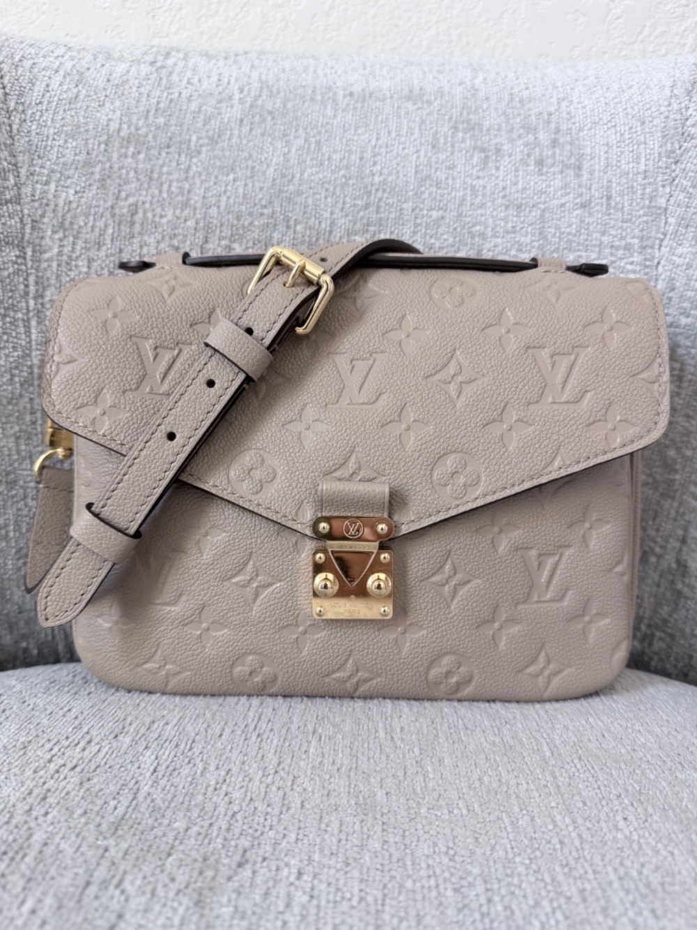 Louis Vuitton The Pochette Métis Handbag